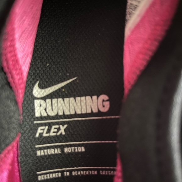 NIKE Flex Contact 3 Running Sneakers - Picture 10 of 11